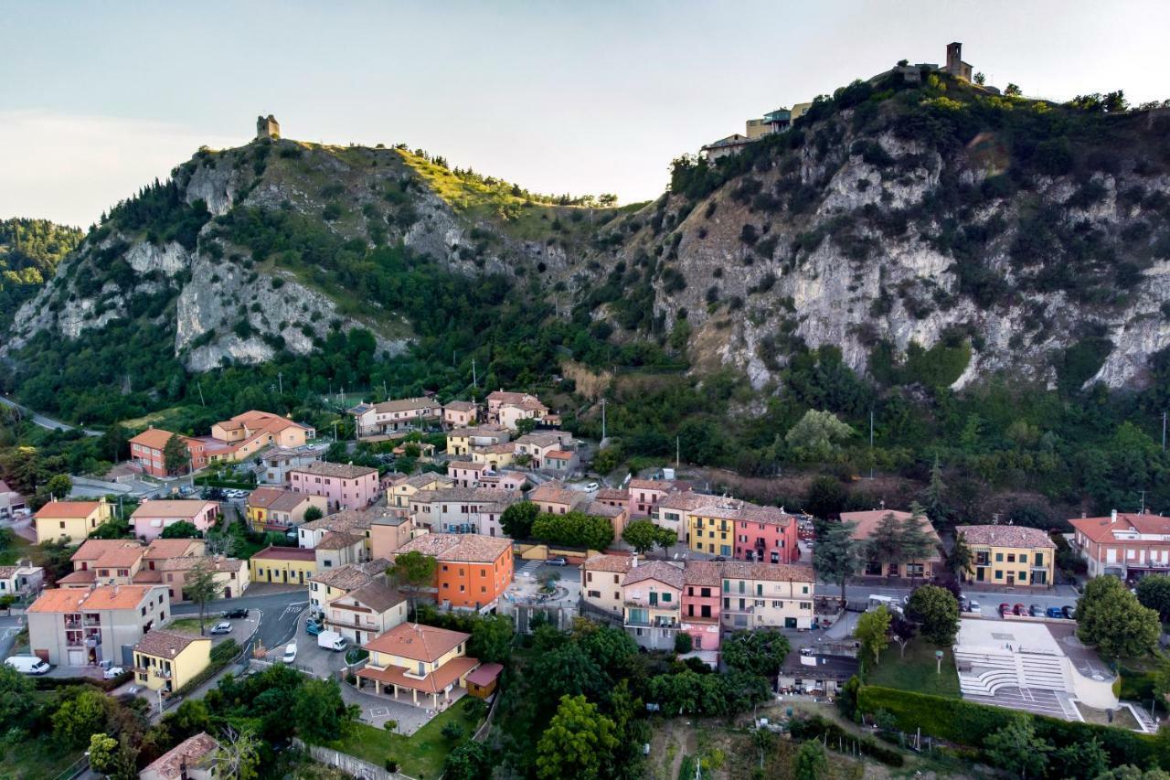 La Locanda Del Povero Diavolo Torriana Extérieur photo