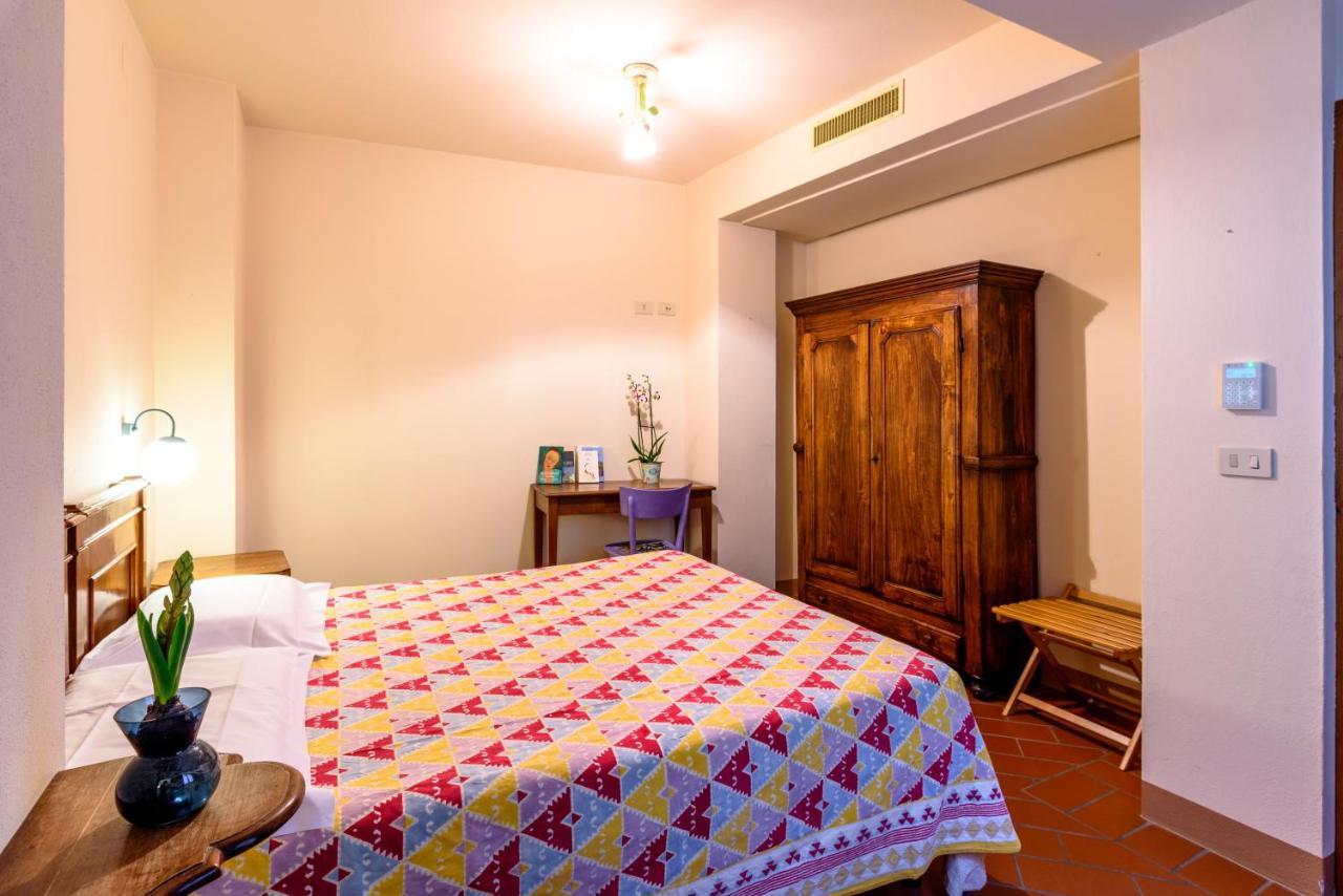 La Locanda Del Povero Diavolo Torriana Extérieur photo